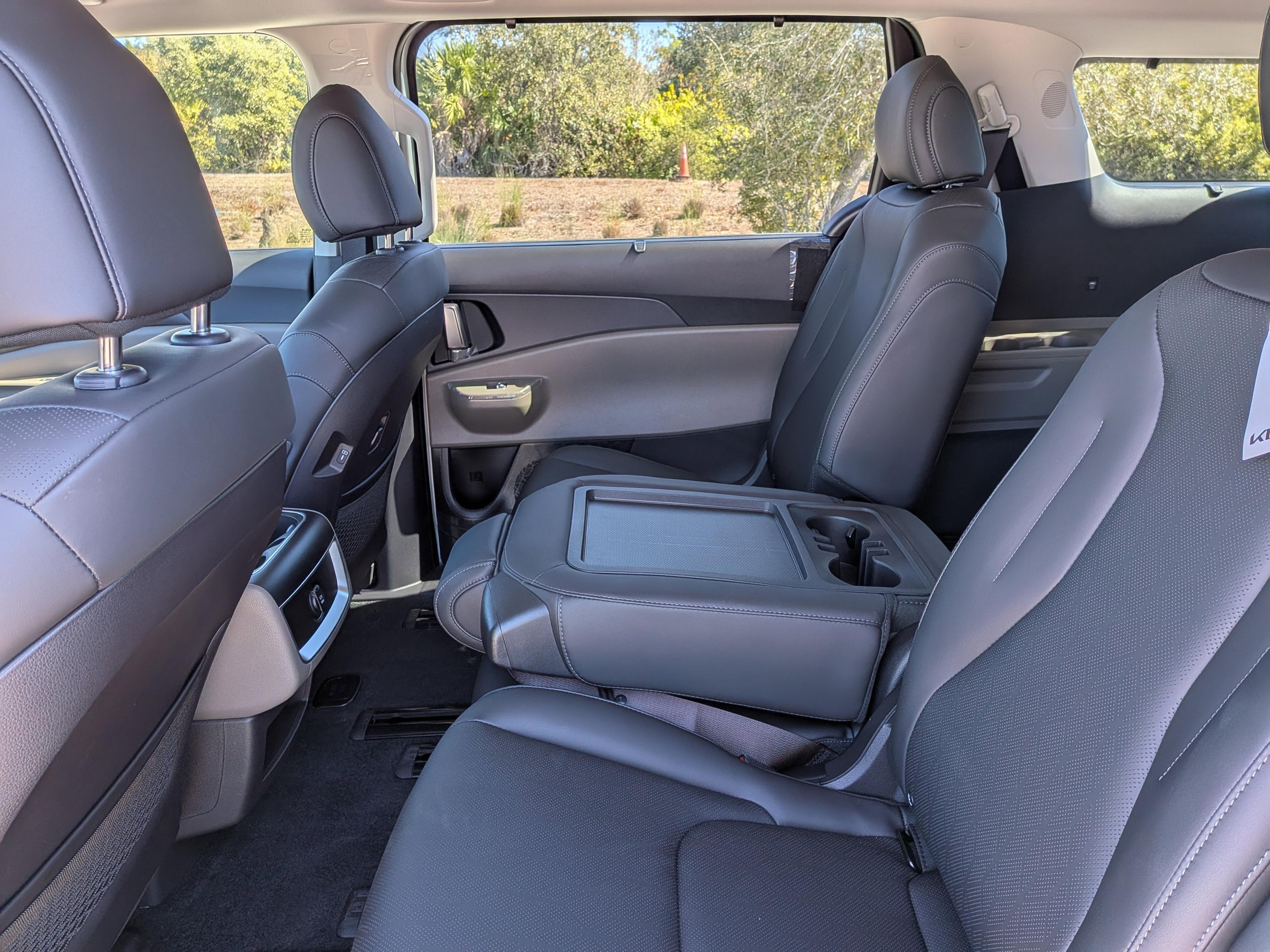 Kia Carnival Mpv Ex - Thumbnail 17