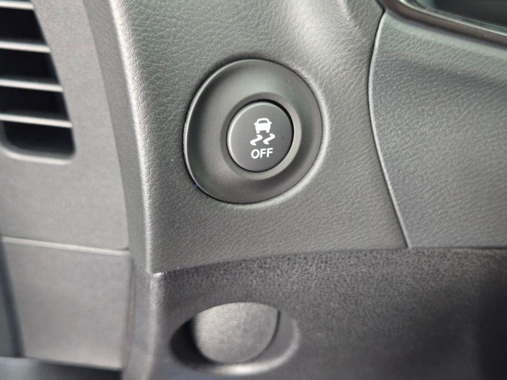 Nissan Z Sport - Thumbnail 17