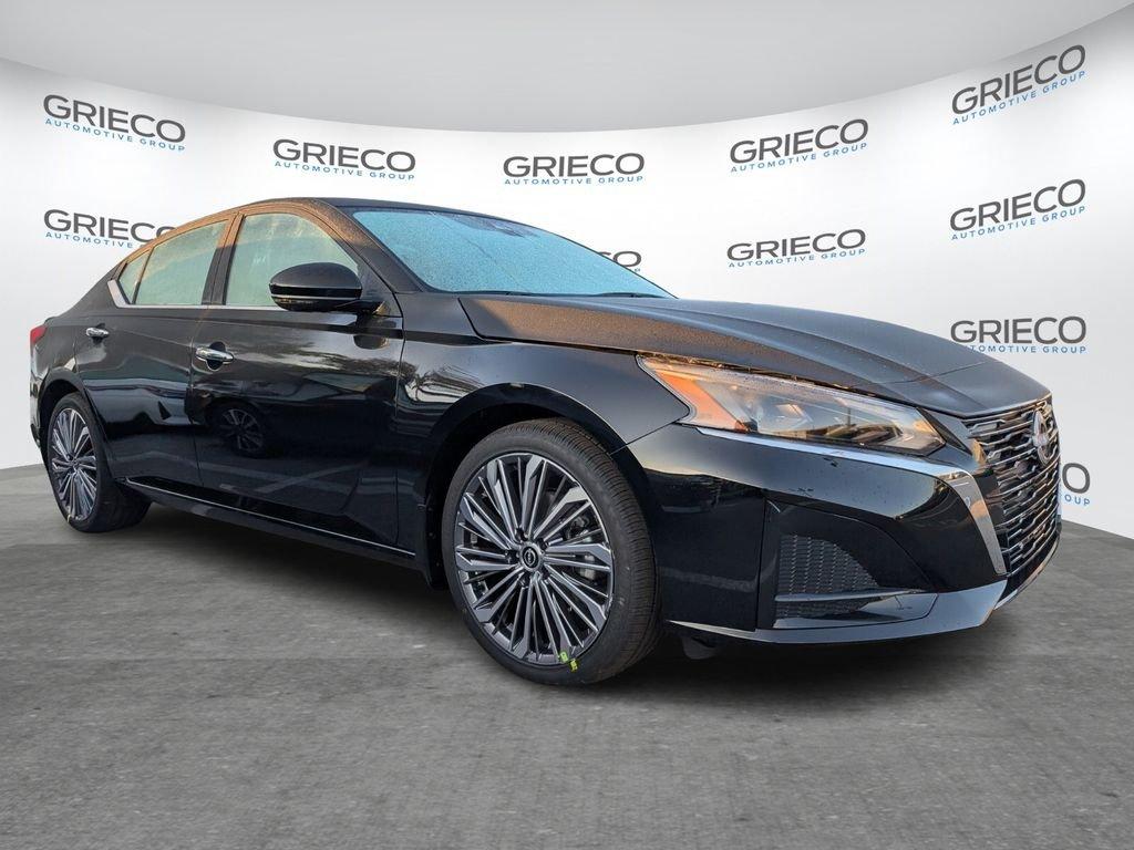 Nissan Altima Sl - Thumbnail 2