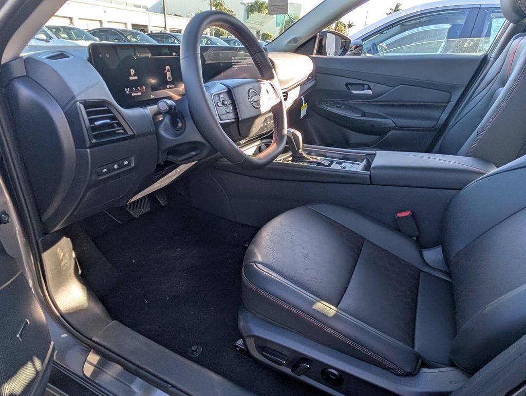 Nissan Sentra Sr - Thumbnail 12