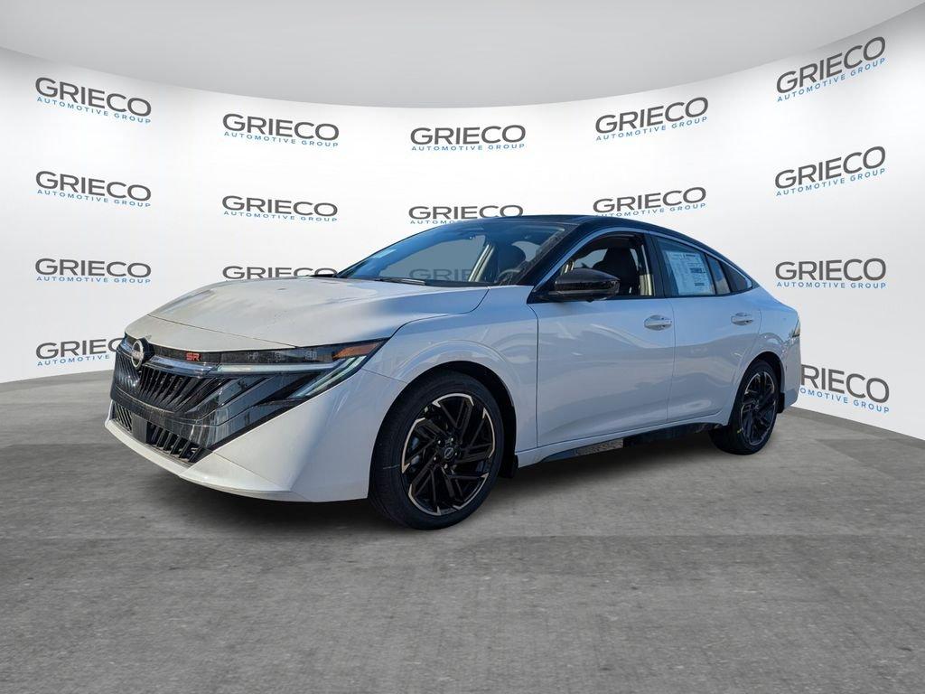 Nissan Sentra Sr - Thumbnail 4