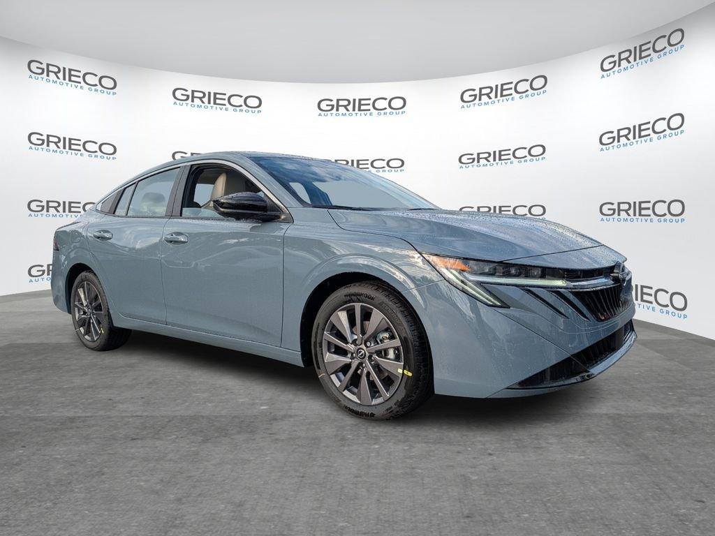 Nissan Sentra Sl - Thumbnail 2