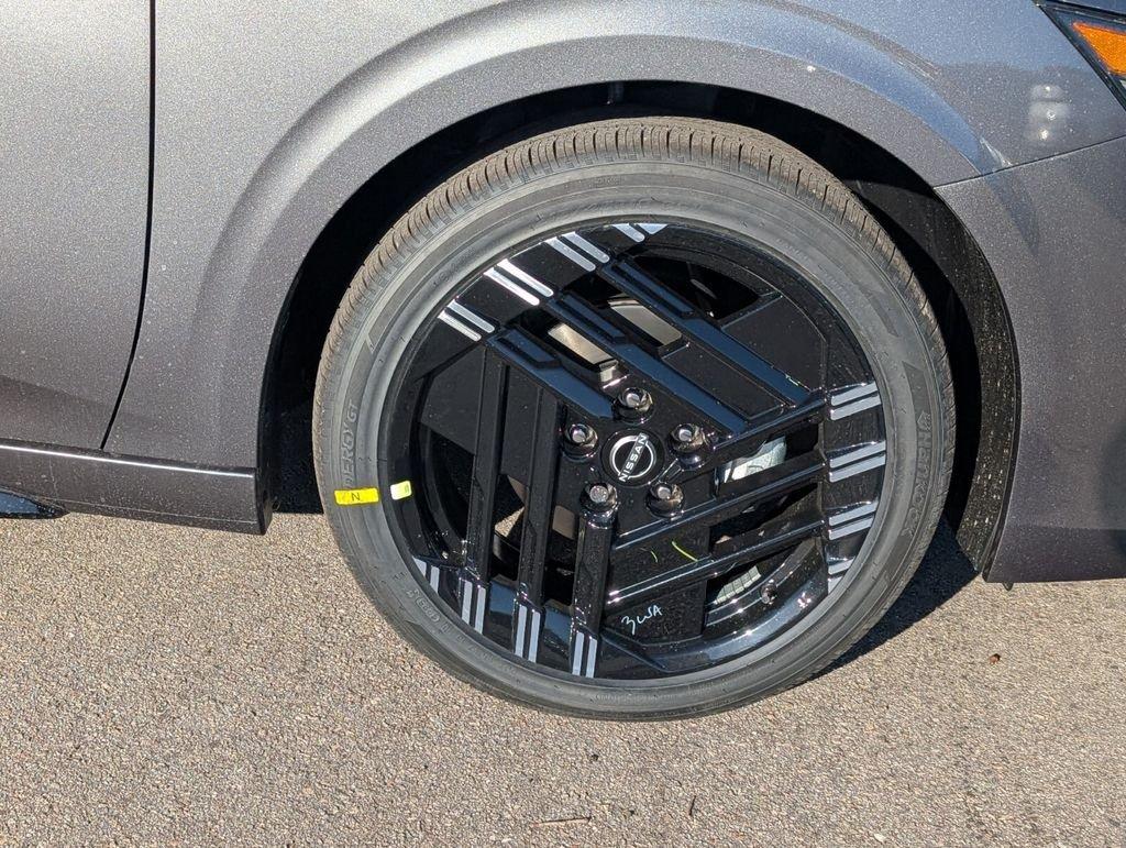 Nissan Sentra Sr - Thumbnail 10