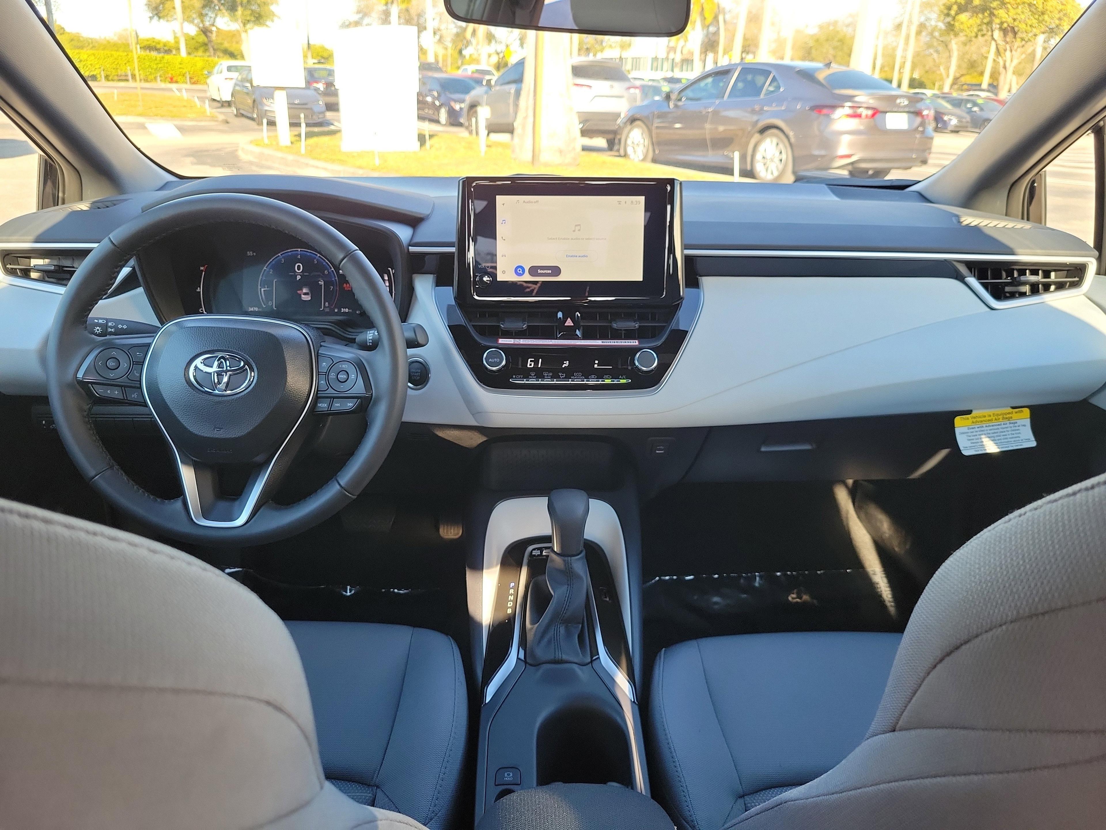 Toyota Corolla Se Fwd - Thumbnail 11