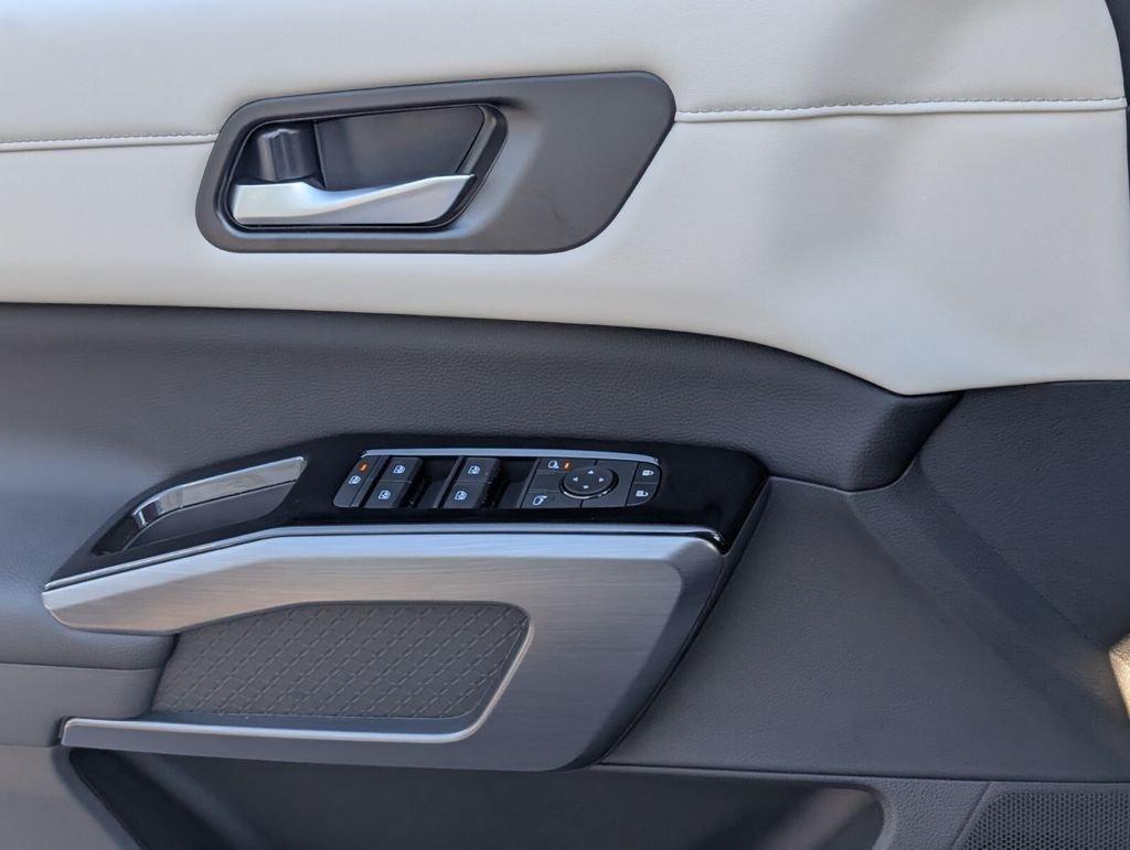 Nissan Pathfinder Sl - Thumbnail 19