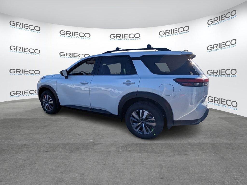 Nissan Pathfinder Sl - Thumbnail 6