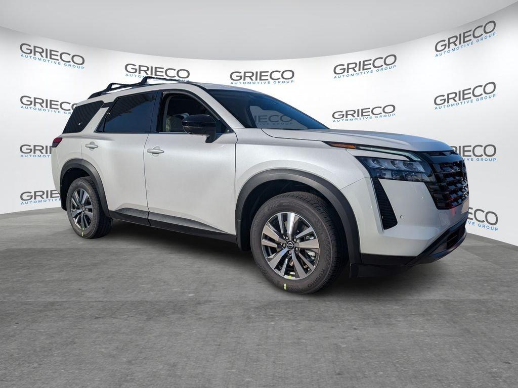 Nissan Pathfinder Sl - Thumbnail 2