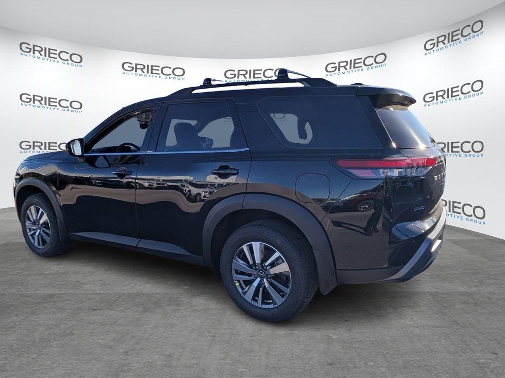 Nissan Pathfinder Sl - Thumbnail 6