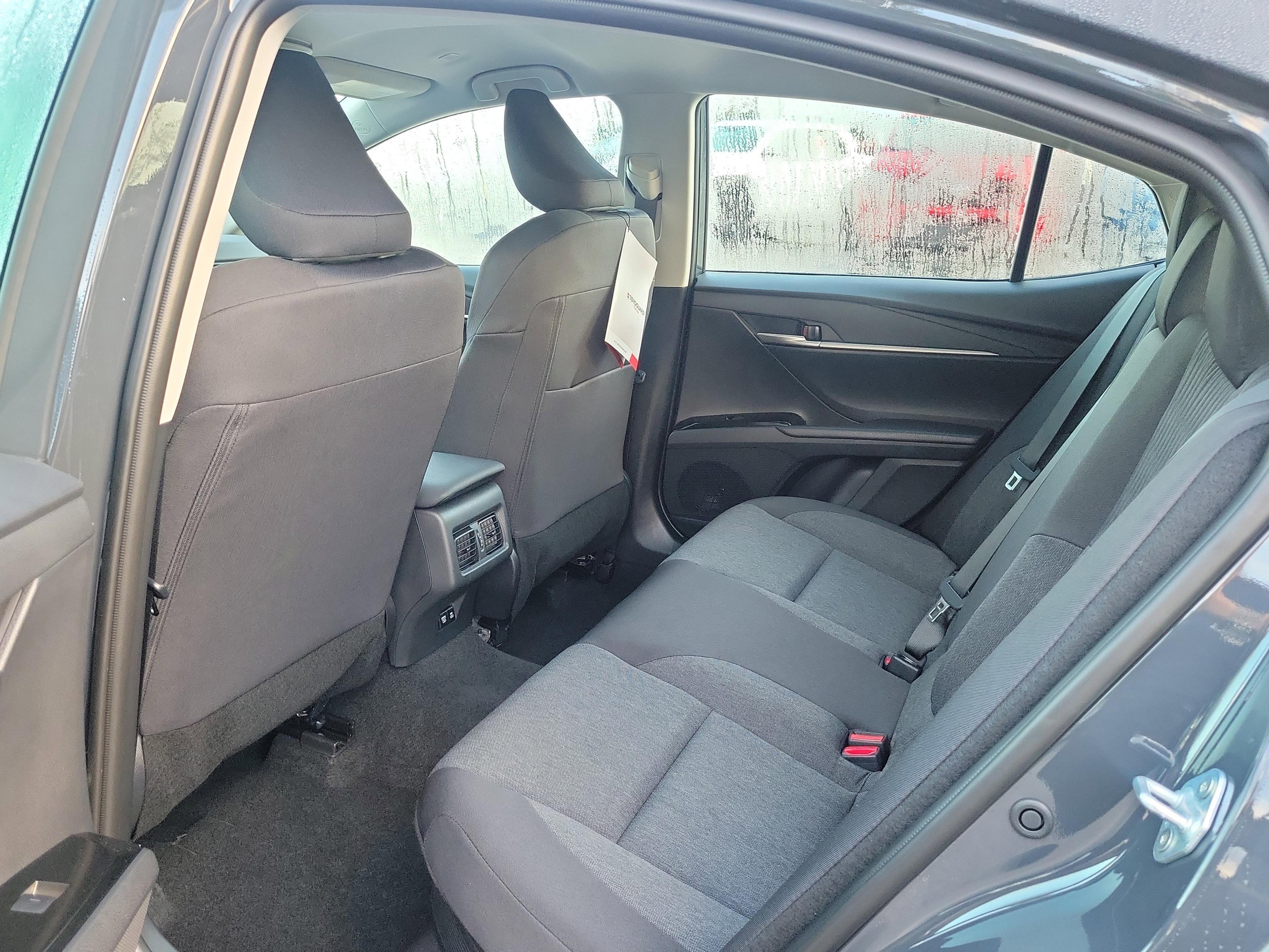 Toyota Camry Le Fwd - Thumbnail 9