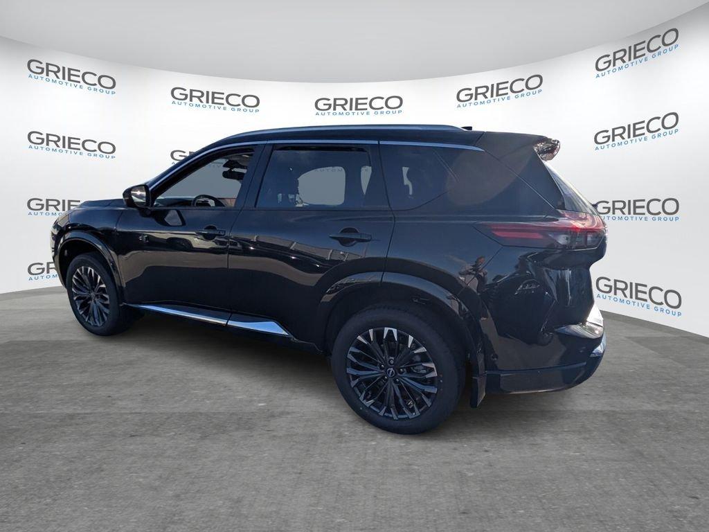 Nissan Rogue Platinum - Thumbnail 6