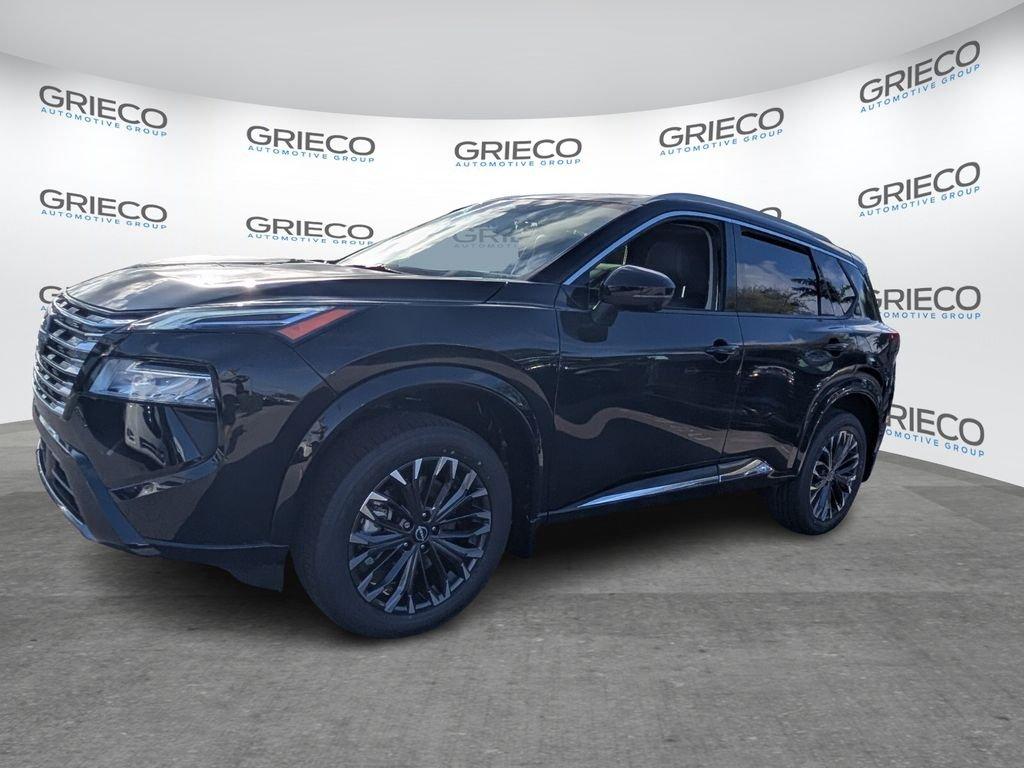 Nissan Rogue Platinum - Thumbnail 4