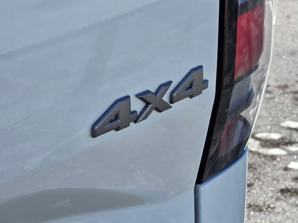 Nissan Frontier Crew Cab Sv - Thumbnail 12