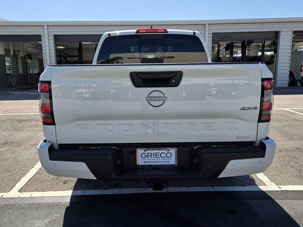 Nissan Frontier Crew Cab Sv - Thumbnail 11