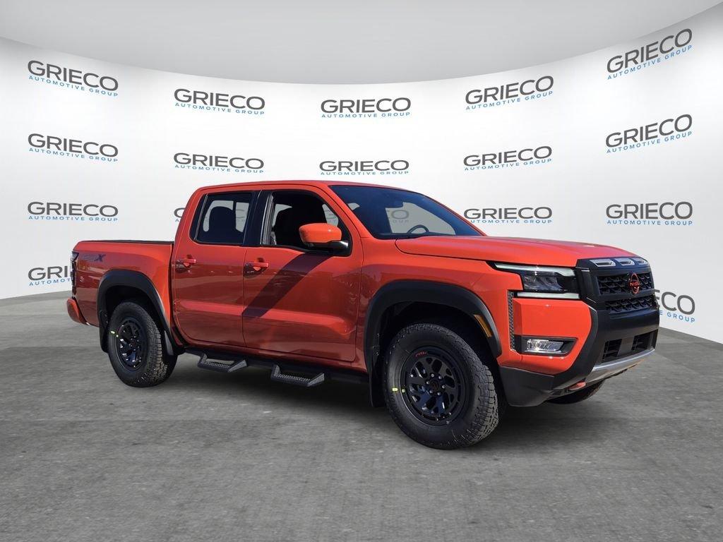 Nissan Frontier Crew Cab Pro-X® - Thumbnail 2