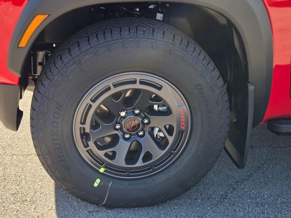 Nissan Frontier Crew Cab Pro-X® - Thumbnail 9