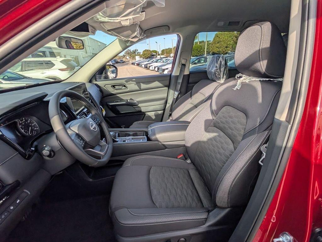 Nissan Pathfinder Sv - Thumbnail 11