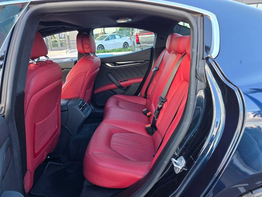 Maserati Ghibli Modena Q4 - Thumbnail 18