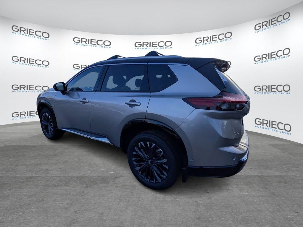 Nissan Rogue Platinum - Thumbnail 6