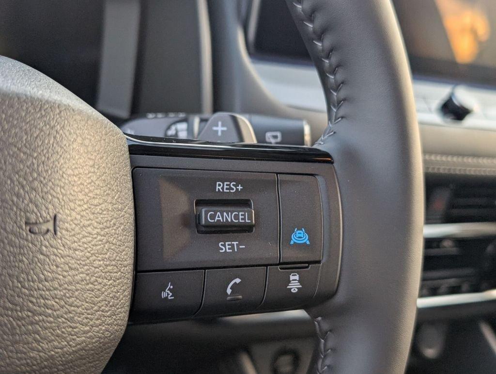 Nissan Rogue Platinum - Thumbnail 20