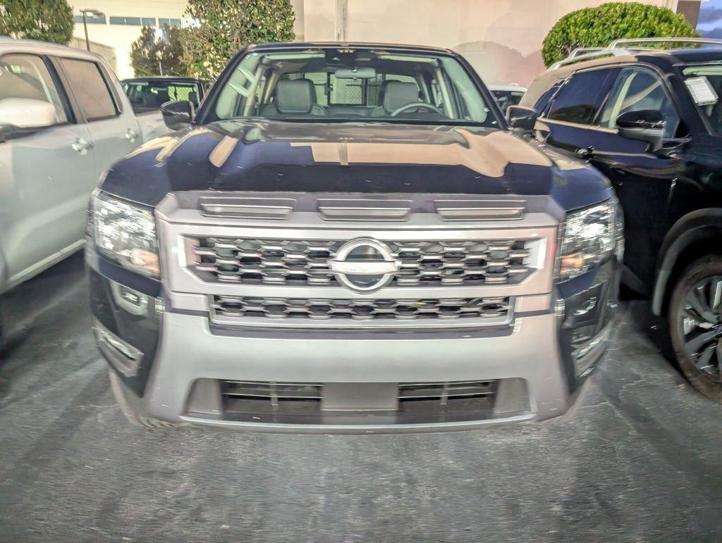 Nissan Frontier Crew Cab Sv - Thumbnail 4