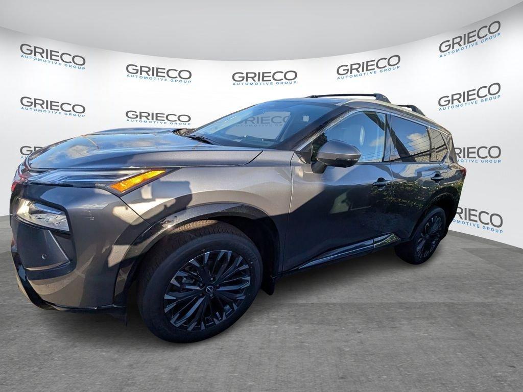 Nissan Rogue Platinum - Thumbnail 5