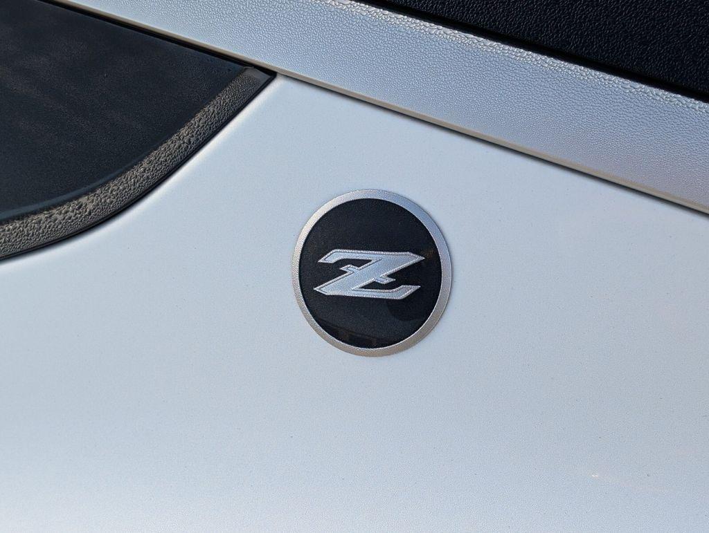 Nissan Z Sport - Thumbnail 14