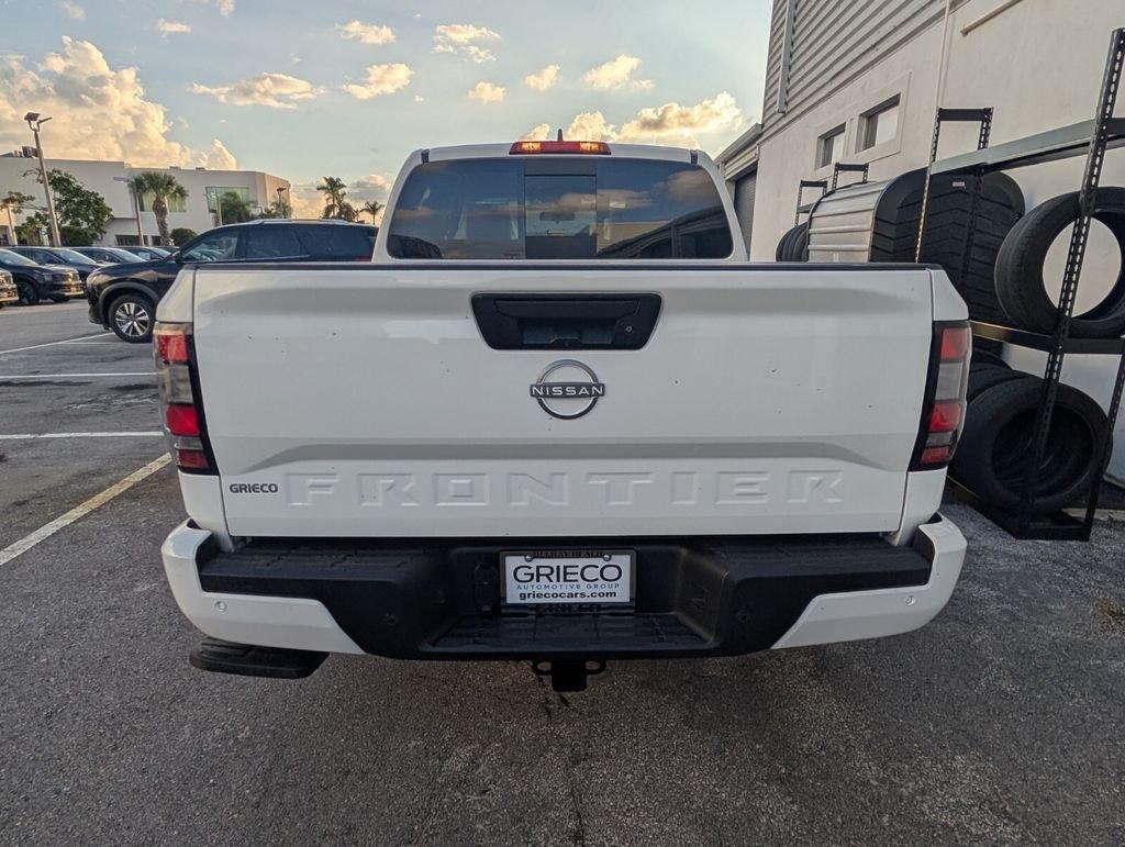 Nissan Frontier Crew Cab Sv - Thumbnail 11