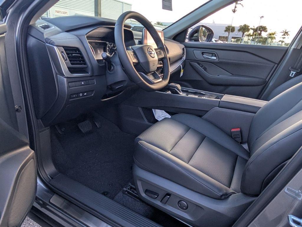 Nissan Rogue Dark Armor™ - Thumbnail 13