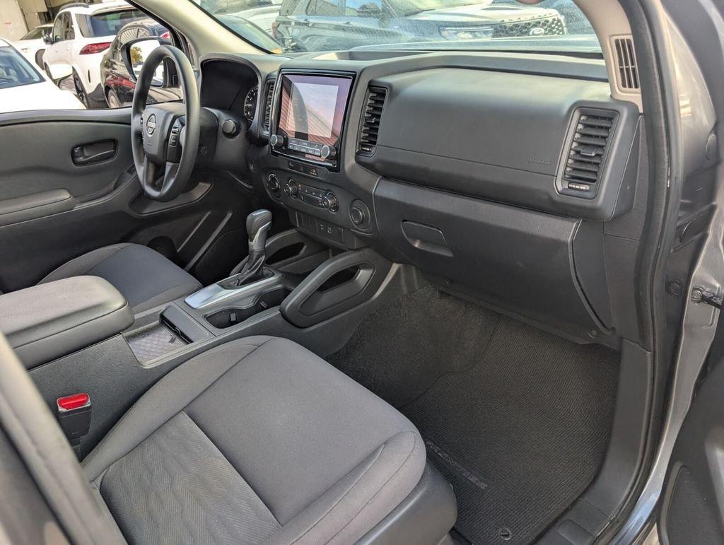 Nissan Frontier S - Thumbnail 16