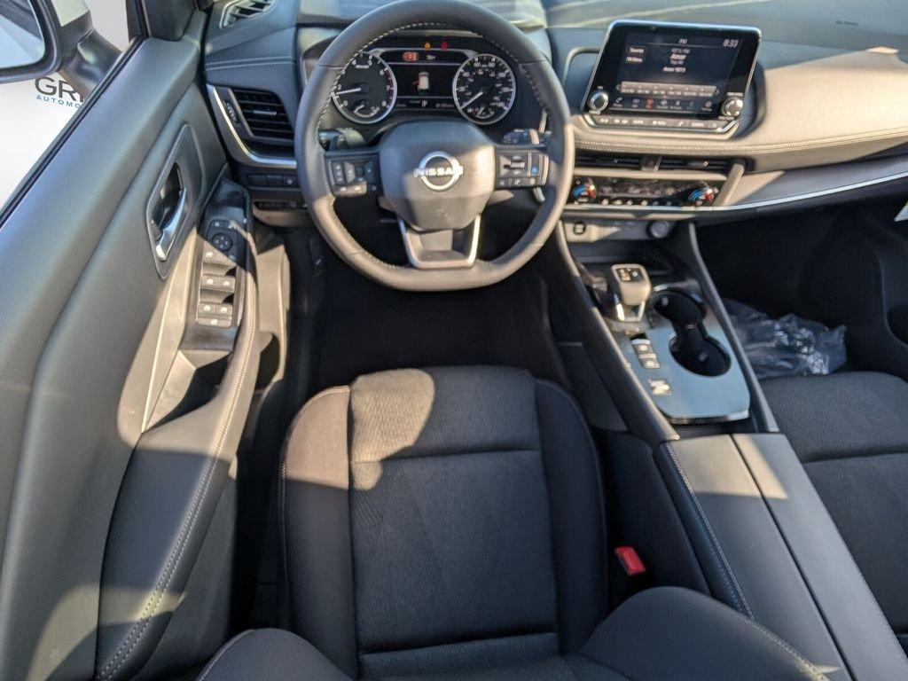 Nissan Rogue Sv - Thumbnail 8