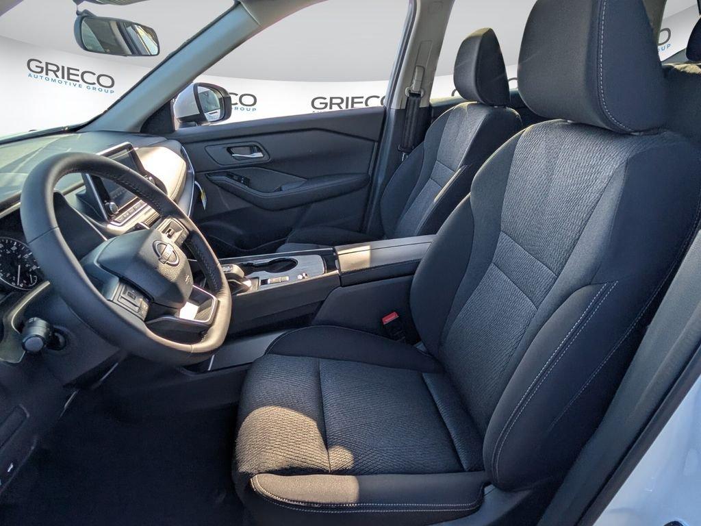 Nissan Rogue Sv - Thumbnail 6