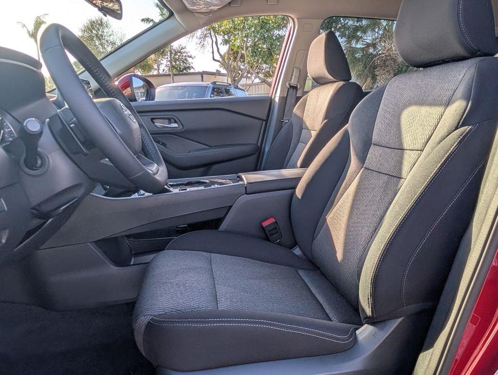 Nissan Rogue Sv - Thumbnail 11