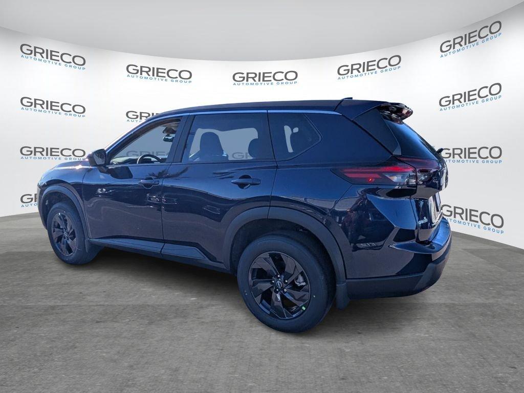 Nissan Rogue Sv - Thumbnail 6