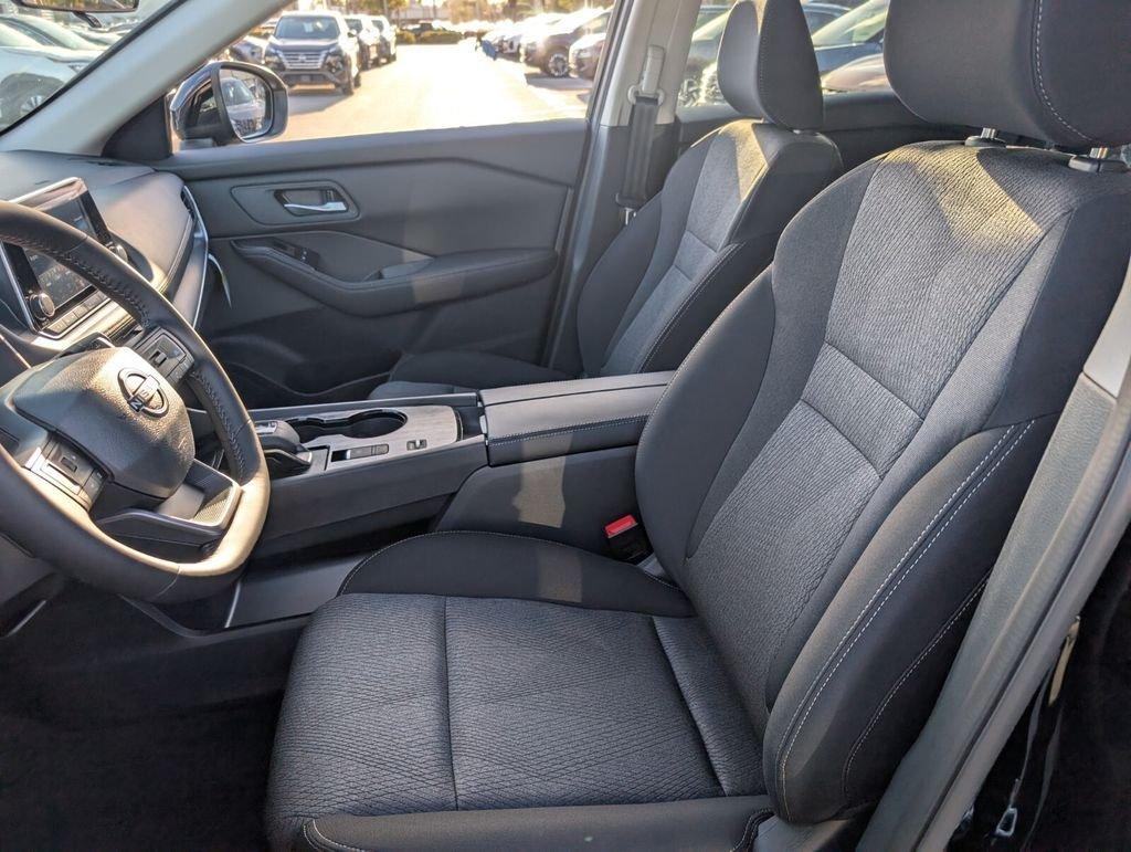 Nissan Rogue Sv - Thumbnail 11