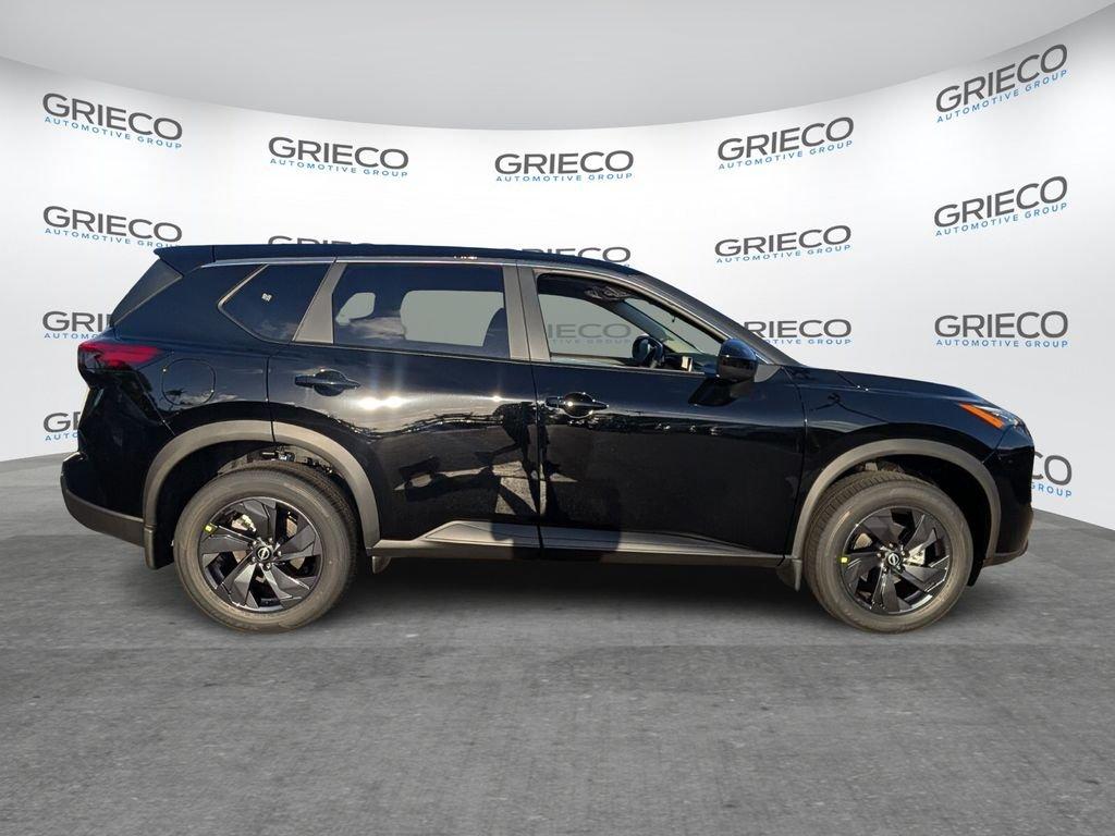 Nissan Rogue Sv - Thumbnail 9