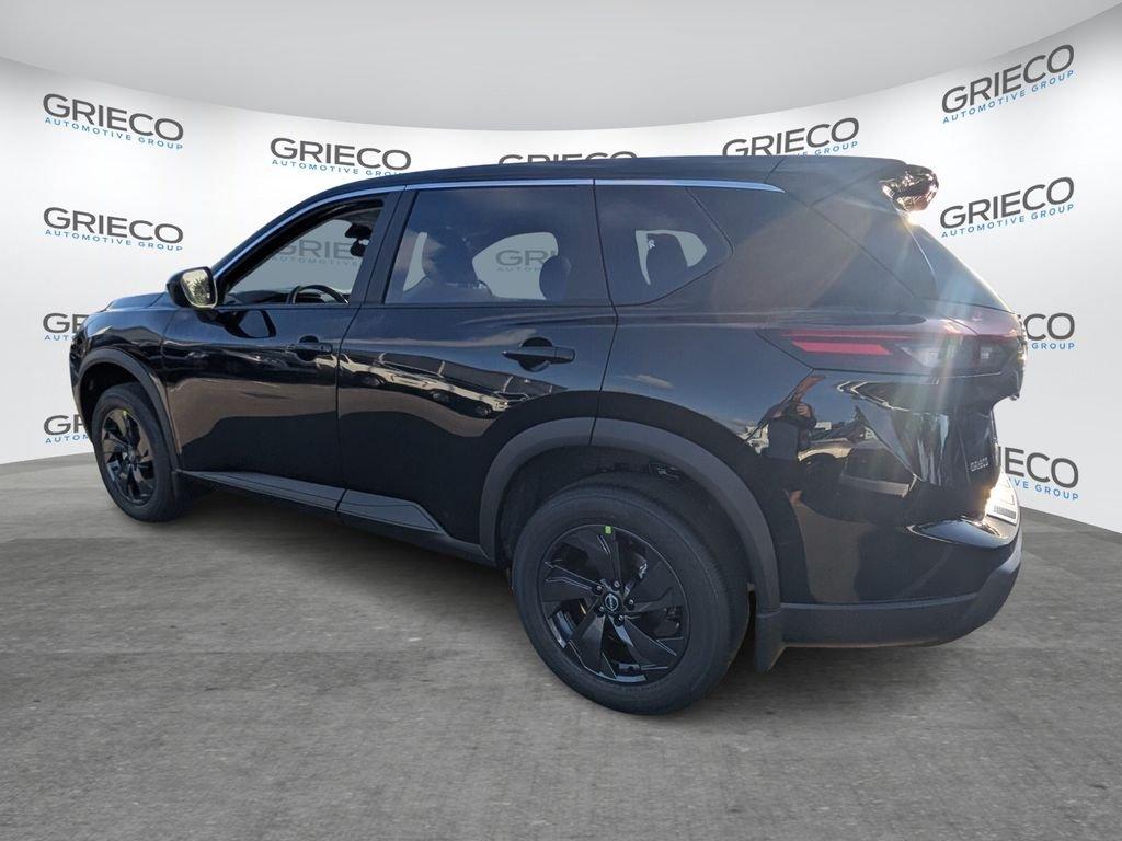 Nissan Rogue Sv - Thumbnail 6