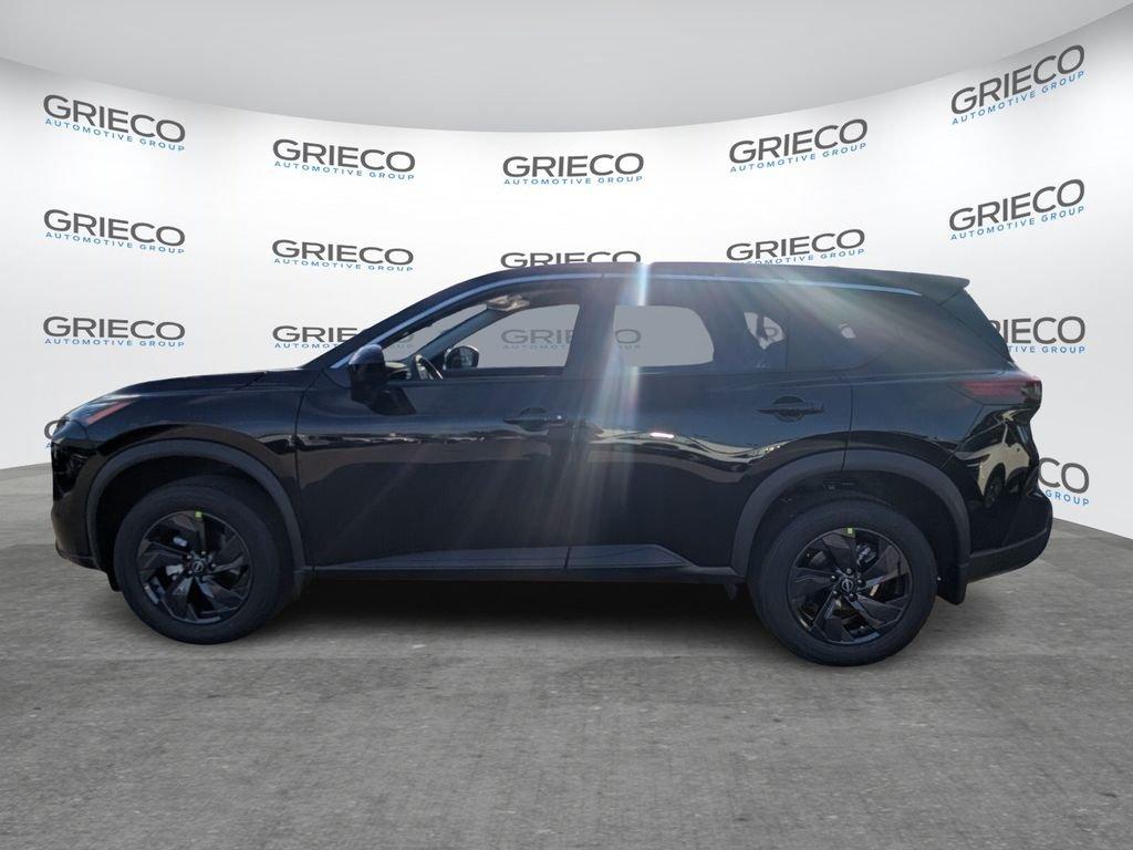 Nissan Rogue Sv - Thumbnail 5