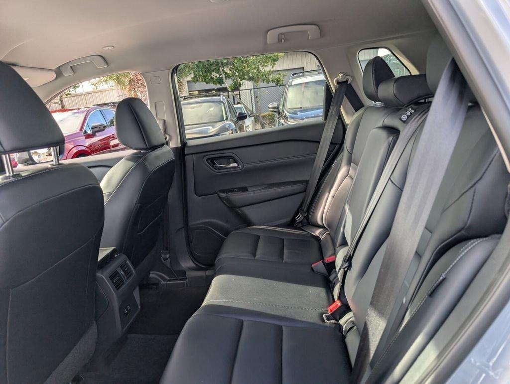 Nissan Rogue Sl - Thumbnail 13