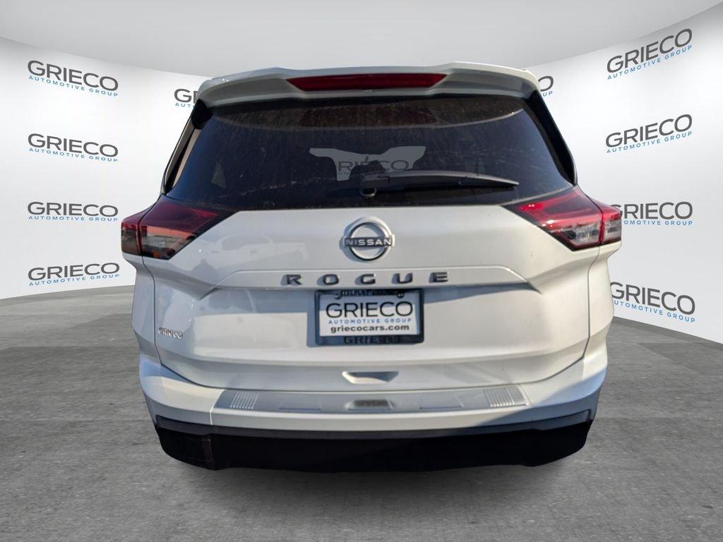 Nissan Rogue Sv - Thumbnail 9