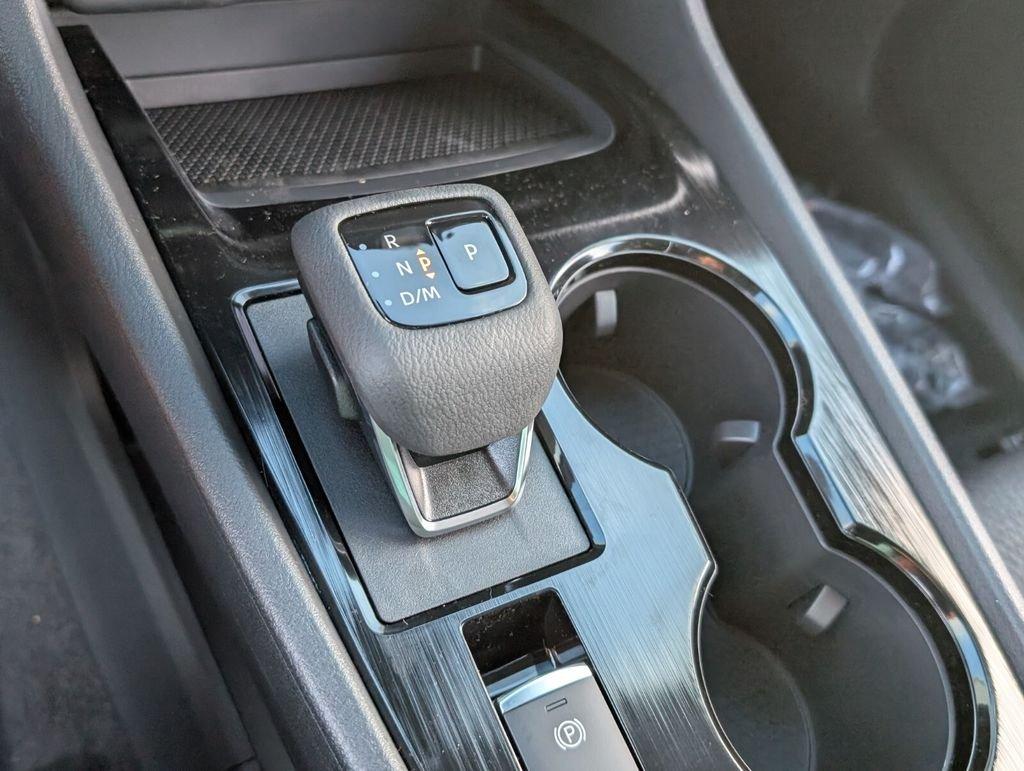 Nissan Rogue Sv - Thumbnail 18