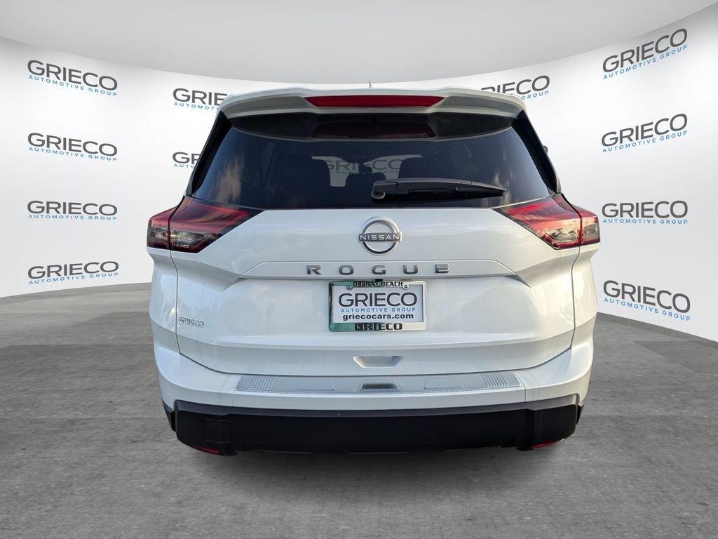 Nissan Rogue Sv - Thumbnail 7