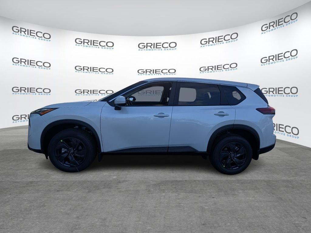 Nissan Rogue Sv - Thumbnail 5