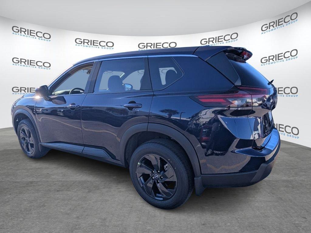 Nissan Rogue Sv - Thumbnail 6