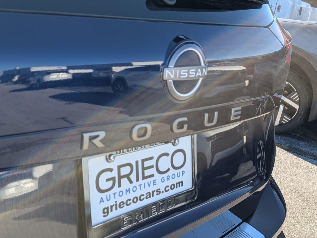 Nissan Rogue Sv - Thumbnail 15