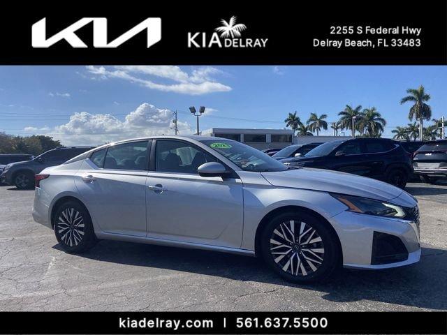 Nissan Altima 2.5 Sv - View 1