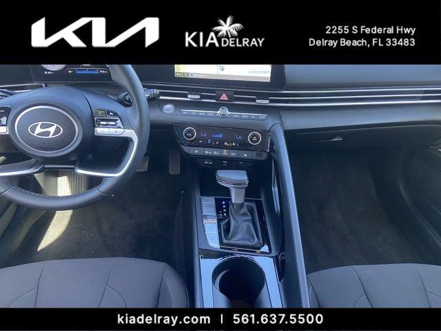 Hyundai Elantra Sel Convenience - Thumbnail 13