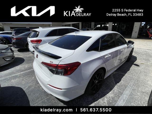 Honda Civic Si - Thumbnail 3