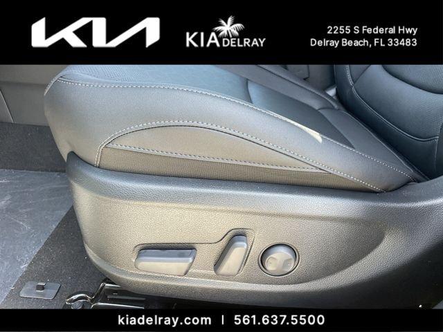 Kia Seltos Ex - Thumbnail 19