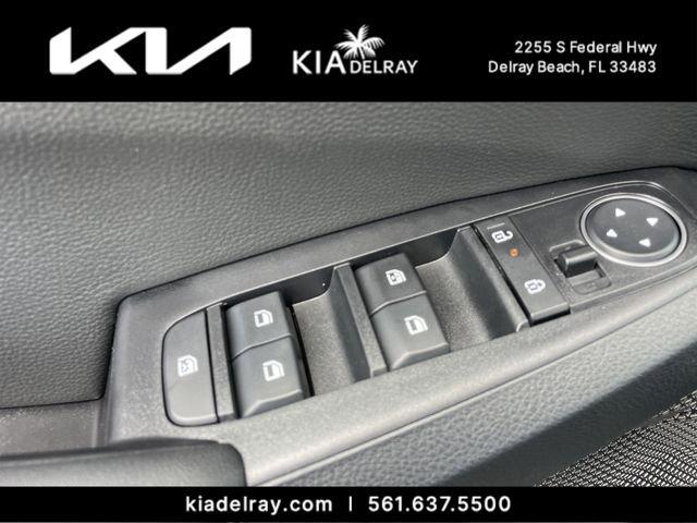 Kia Seltos S - Thumbnail 15