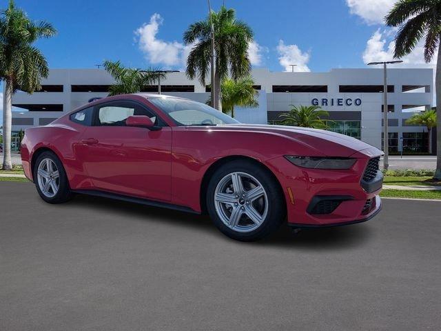 Ford Mustang Ecoboost® Fastback - View 1